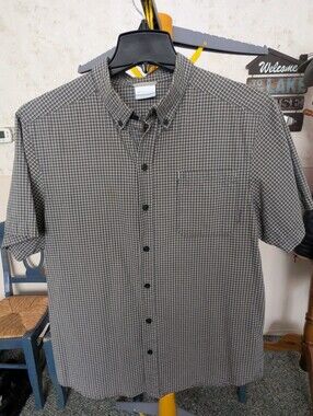 COLUMBIA Short Sleeve Button Down Shirt, Mns Sz M, EUC!!!